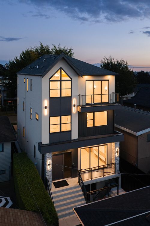 4331-union-street-willingdon-heights-burnaby-north-26 at 