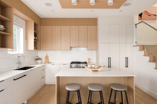 6503-winch-street-sperling-duthie-burnaby-north-01 at 