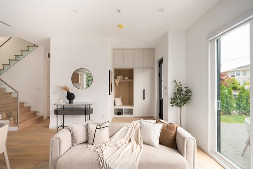 6503-winch-street-sperling-duthie-burnaby-north-08 at 