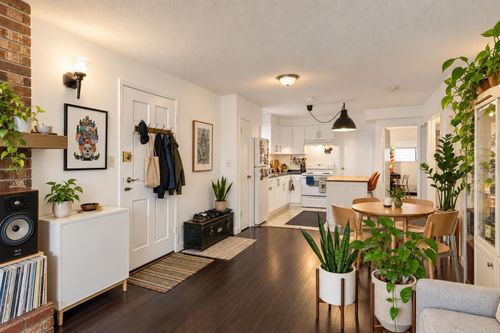 18-24-w-16th-avenue-cambie-vancouver-west-08 at 