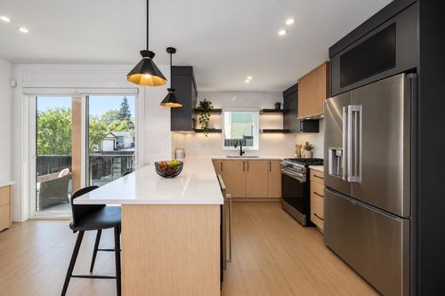314-nelson-street-maillardville-coquitlam-03 at 