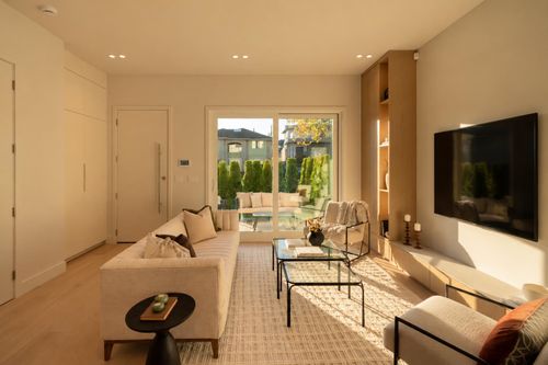 1458-rosser-avenue-willingdon-heights-burnaby-north-06 at 