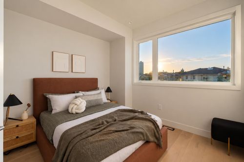 1458-rosser-avenue-willingdon-heights-burnaby-north-14 at 