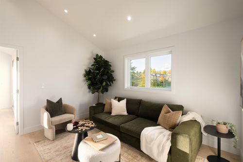 1458-rosser-avenue-willingdon-heights-burnaby-north-24 at 