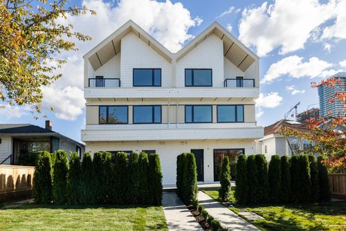 1458-rosser-avenue-willingdon-heights-burnaby-north-31 at 