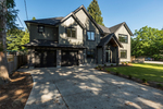 driveway at  driveway at