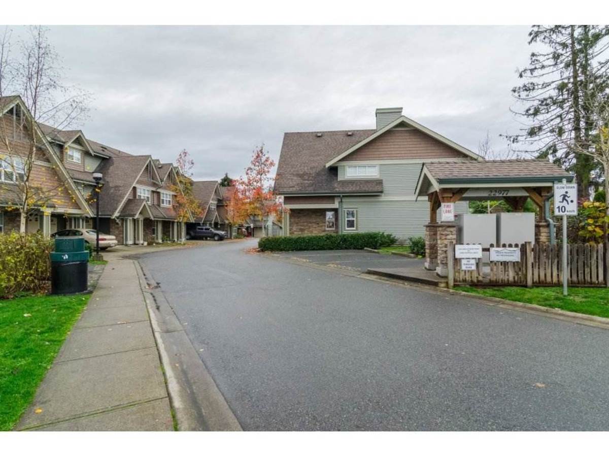 22977-116-avenue-east-central-maple-ridge-02 at 22977-116-avenue-east-central-maple-ridge-02 at