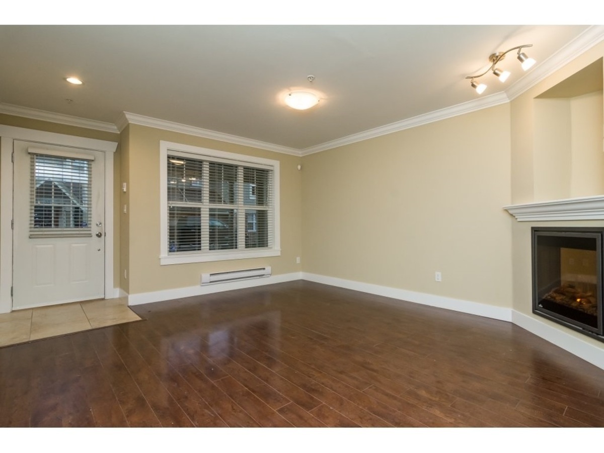 22977-116-avenue-east-central-maple-ridge-03 at 22977-116-avenue-east-central-maple-ridge-03 at