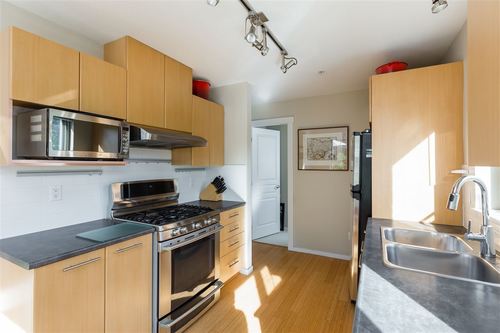 9329-university-crescent-simon-fraser-univer-burnaby-north-04 at  9329-university-crescent-simon-fraser-univer-burnaby-north-04 at