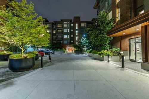 1677-lloyd-avenue-pemberton-nv-north-vancouver-12 at 