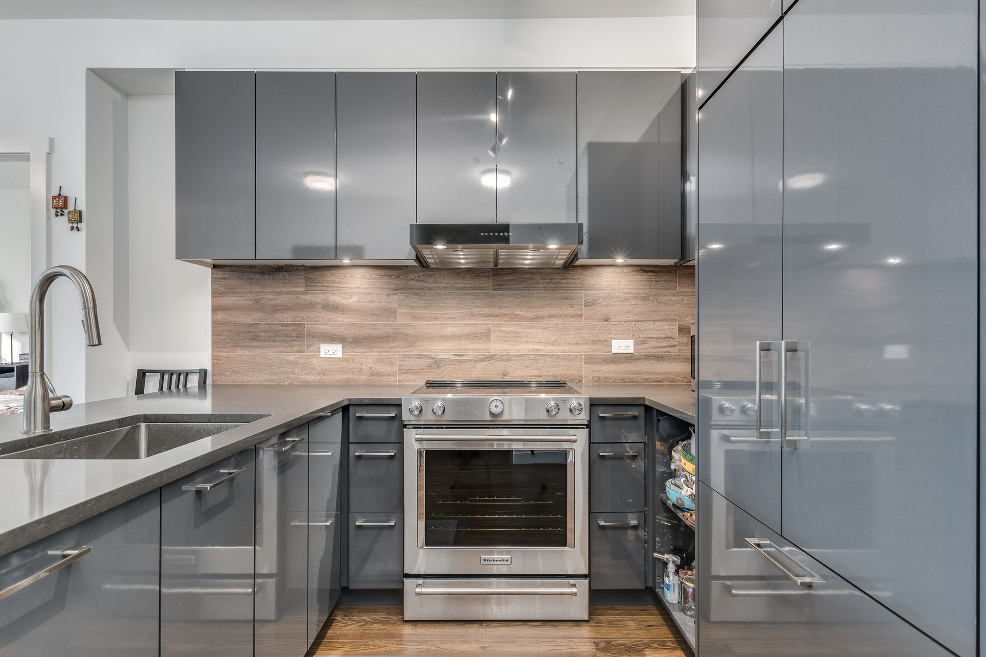 406-711-west-14th-north-vancouver-360hometours-09 at  406-711-west-14th-north-vancouver-360hometours-09 at