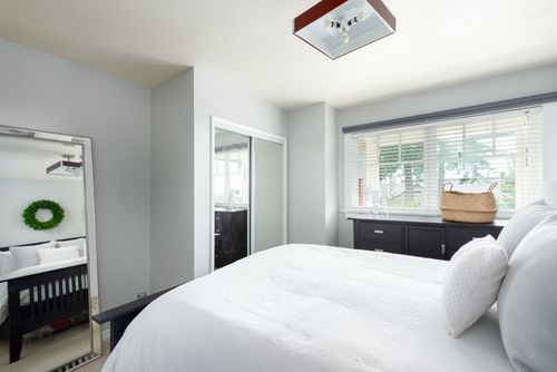 328-26th-st-w-north-vancouver-360hometours-14-copy at 