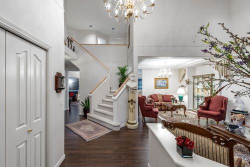 140-aspenwood-dr-port-moody-360hometours-03 at 