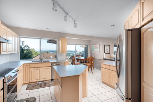 2254-leclair-dr-coquitlam-360hometours-10 at  2254-leclair-dr-coquitlam-360hometours-10 at