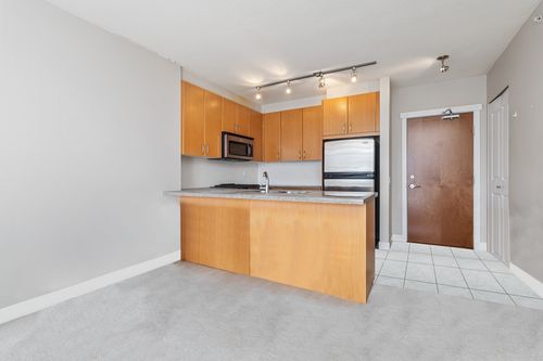 kitchen at  kitchen at