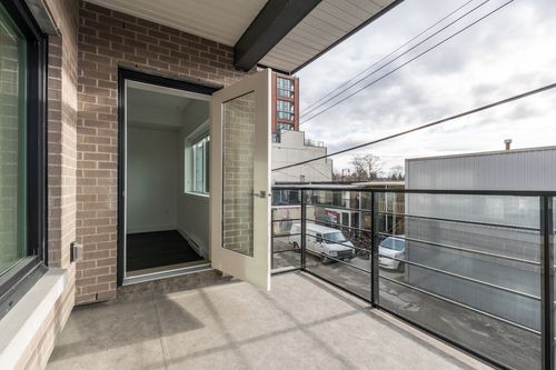 202-2666-duke-st-vancouver-360hometours-25 at 