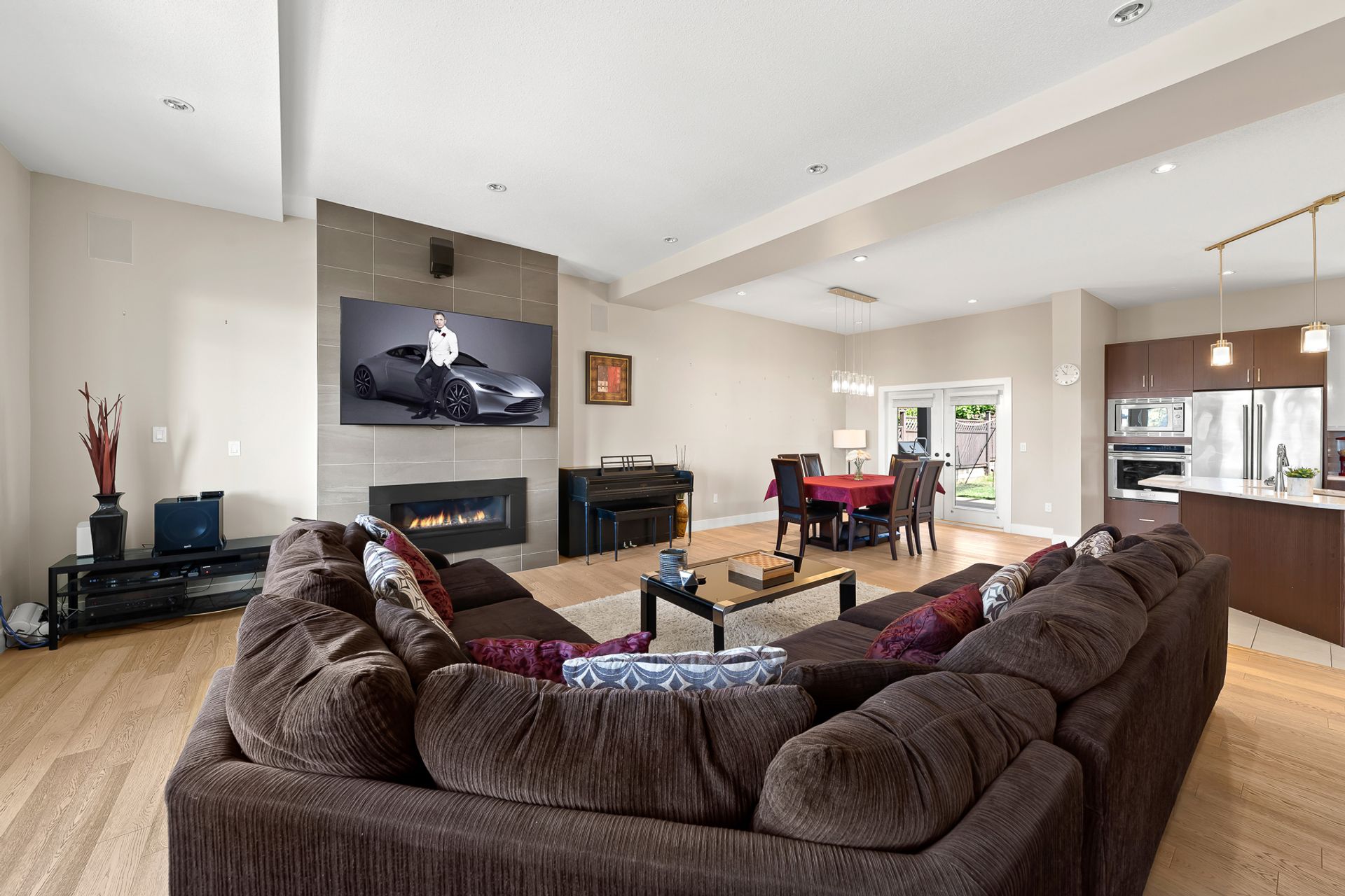3489-chandler-street-coquitlam-360hometours-11-2 at  3489-chandler-street-coquitlam-360hometours-11-2 at