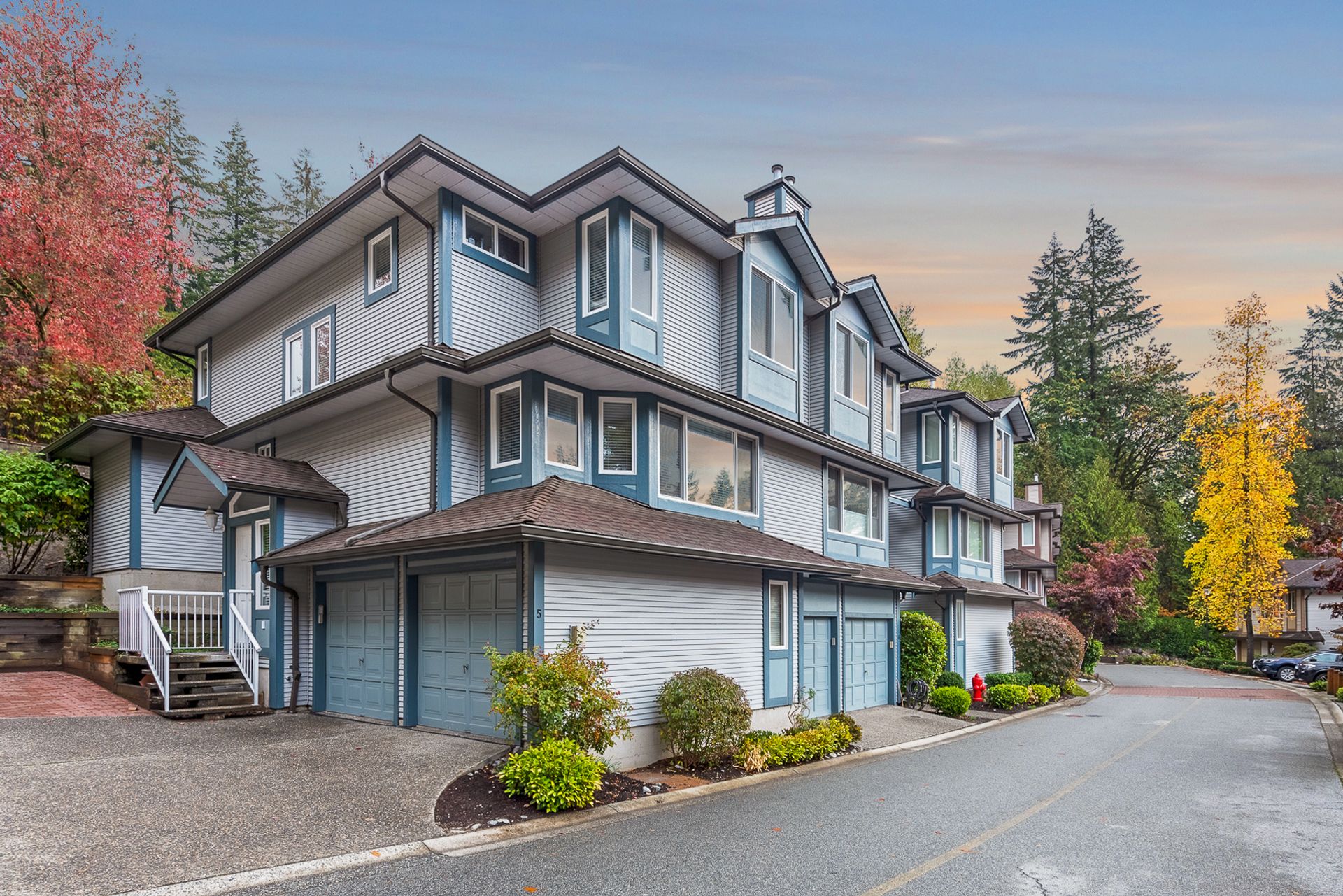 5-103-parkside-dr-port-moody-360hometours-02s at  5-103-parkside-dr-port-moody-360hometours-02s at