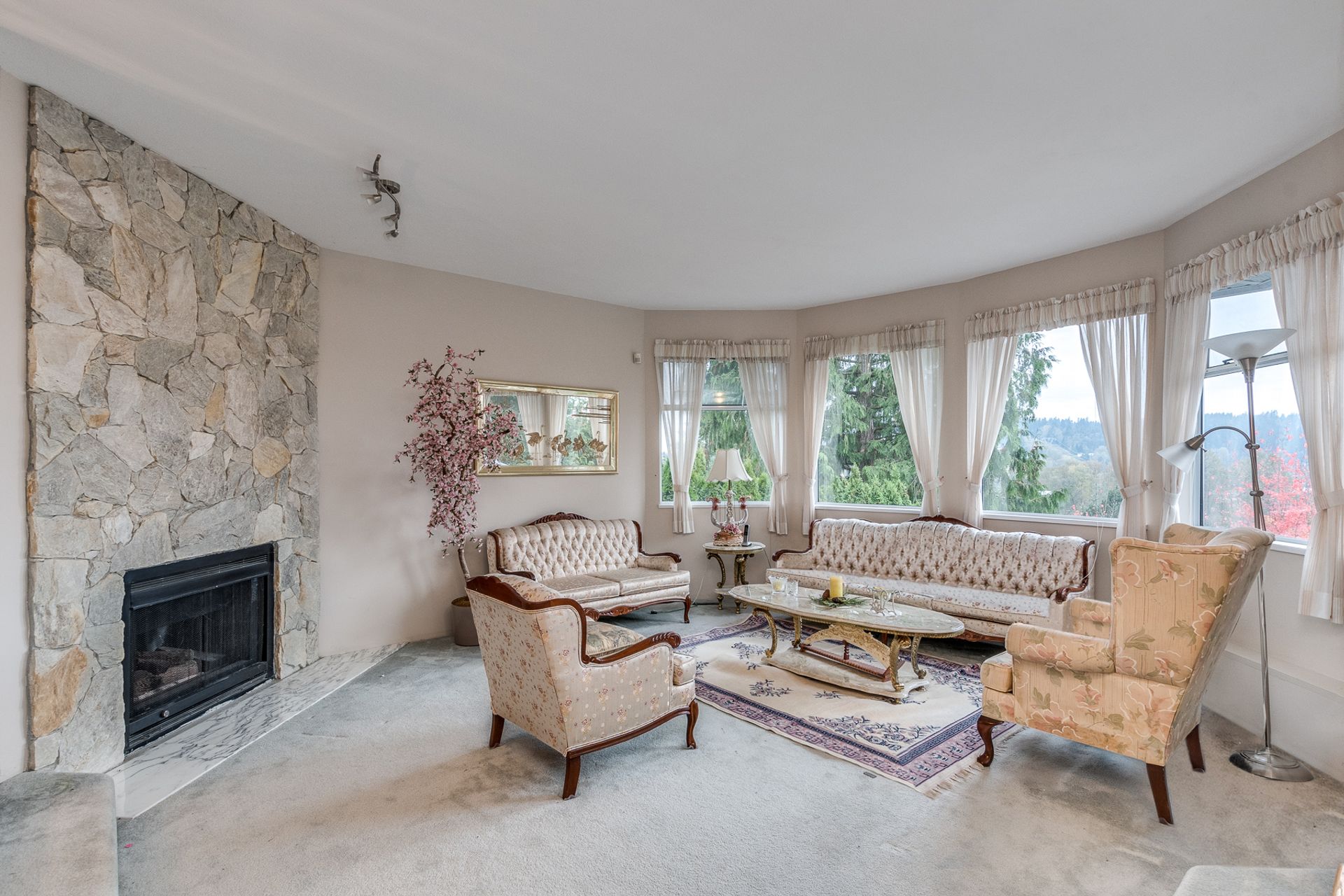 2817-rambler-way-coquitlam-360hometours-04s at  2817-rambler-way-coquitlam-360hometours-04s at