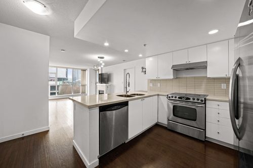 503-4400-buchanan-street-360hometours-09s at  503-4400-buchanan-street-360hometours-09s at