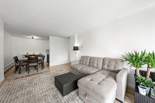 2016-fullerton-avenue-pemberton-nv-north-vancouver-07 at  2016-fullerton-avenue-pemberton-nv-north-vancouver-07 at