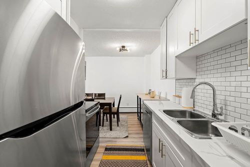 2016-fullerton-avenue-pemberton-nv-north-vancouver-11 at  2016-fullerton-avenue-pemberton-nv-north-vancouver-11 at