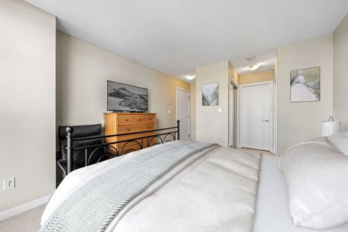 4400-buchanan-street-brentwood-park-burnaby-north-11 at 