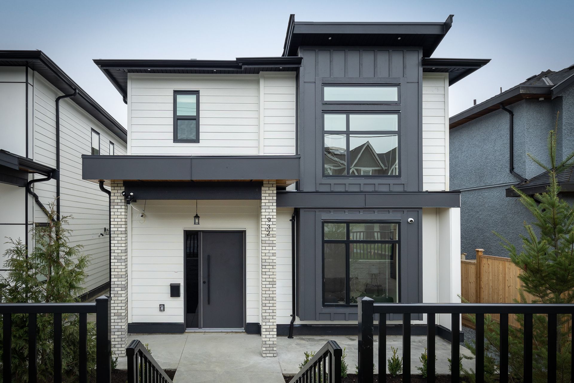 932-walls-ave-coquitlam-360hometours-01-crop at  932-walls-ave-coquitlam-360hometours-01-crop at