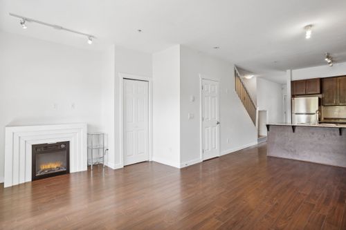 7-web-or-mls-0007 at  7-web-or-mls-0007 at