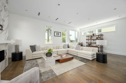 5477-15b-ave-360hometours-011 at 