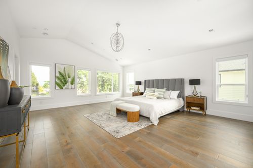 5477-15b-ave-360hometours-029 at 