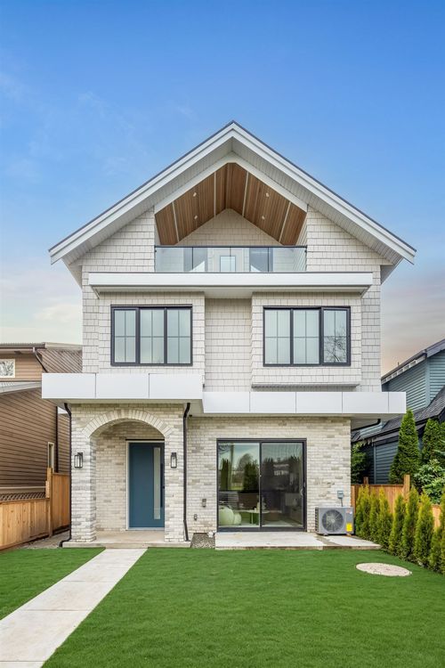 5807-prince-edward-street-main-vancouver-east-02 at 