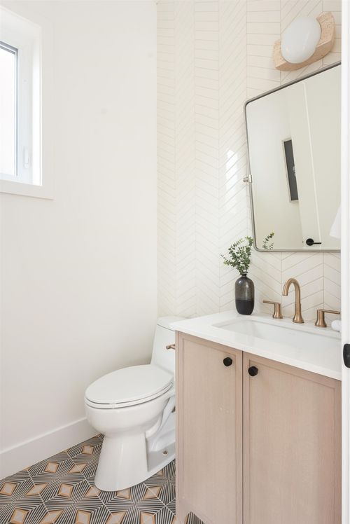 5807-prince-edward-street-main-vancouver-east-11 at 