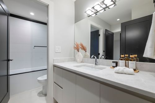 644a-girard-ave-360hometours-032 at 