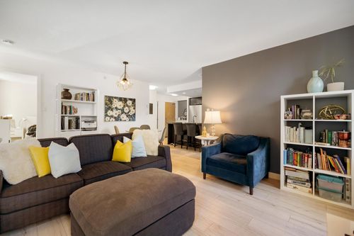 2200-douglas-road-brentwood-park-burnaby-north-07 at 