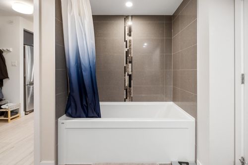 2200-douglas-road-brentwood-park-burnaby-north-14 at 