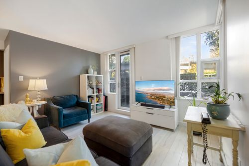 302-2200-douglas-rd-burnaby_12v2 at 