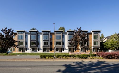 14285-64-ave-surrey-360hometours-01 at 