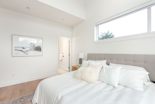 52-14285-64-ave-surrey-360hometours-15 at 