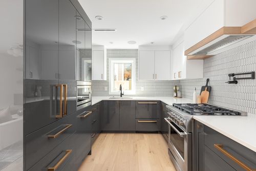 1071-e-22nd-avenue-fraser-ve-vancouver-east-09 at 