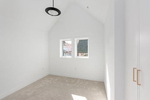 1071-e-22nd-avenue-fraser-ve-vancouver-east-19 at 