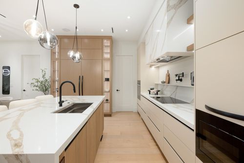 1385-19th-street-ambleside-west-vancouver-04 at 