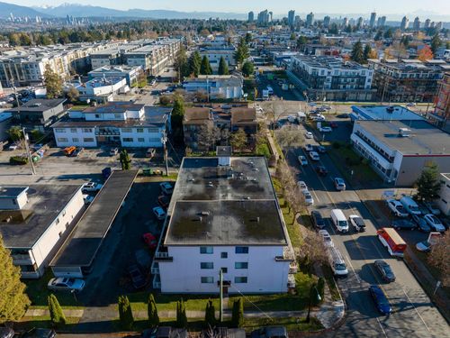 5111-imperial-street-metrotown-burnaby-south-05 at 