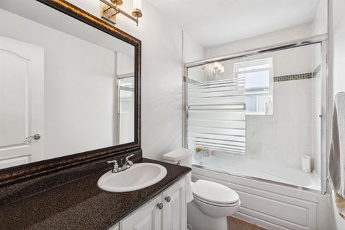 6419-selma-avenue-forest-glen-bs-burnaby-south-09 at 