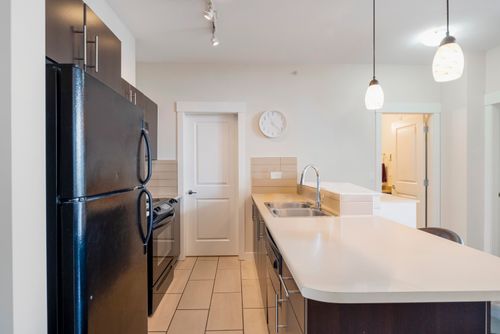 33546-holland-avenue-central-abbotsford-abbotsford-09 at 