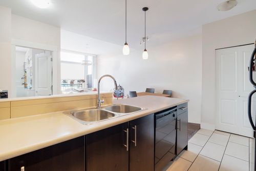 406-33546-holland-avenue-abbotsford_28 at 