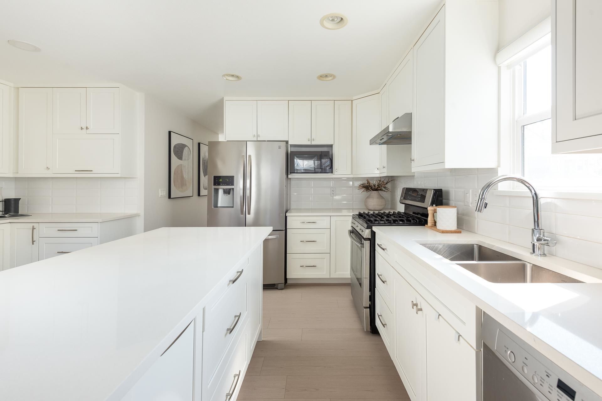 3000-riverbend-drive-coquitlam-east-coquitlam-04 at  3000-riverbend-drive-coquitlam-east-coquitlam-04 at