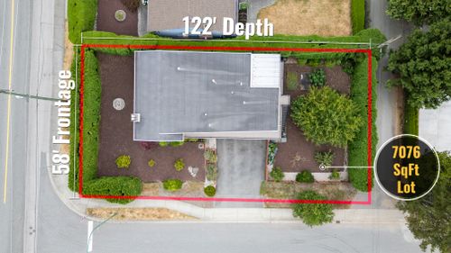 7182-gibsons-st-burnaby04-edit_00123 at 