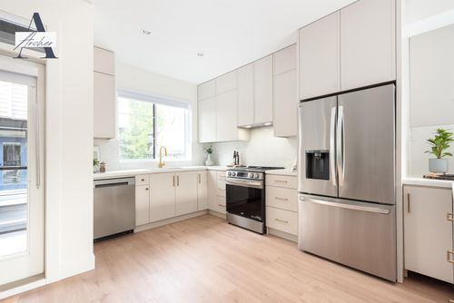 14285-64-avenue-sullivan-station-surrey-02 at 