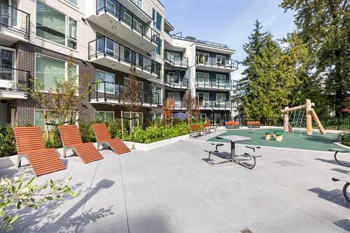 103-2002-st-george-street-port-moody_32 at 